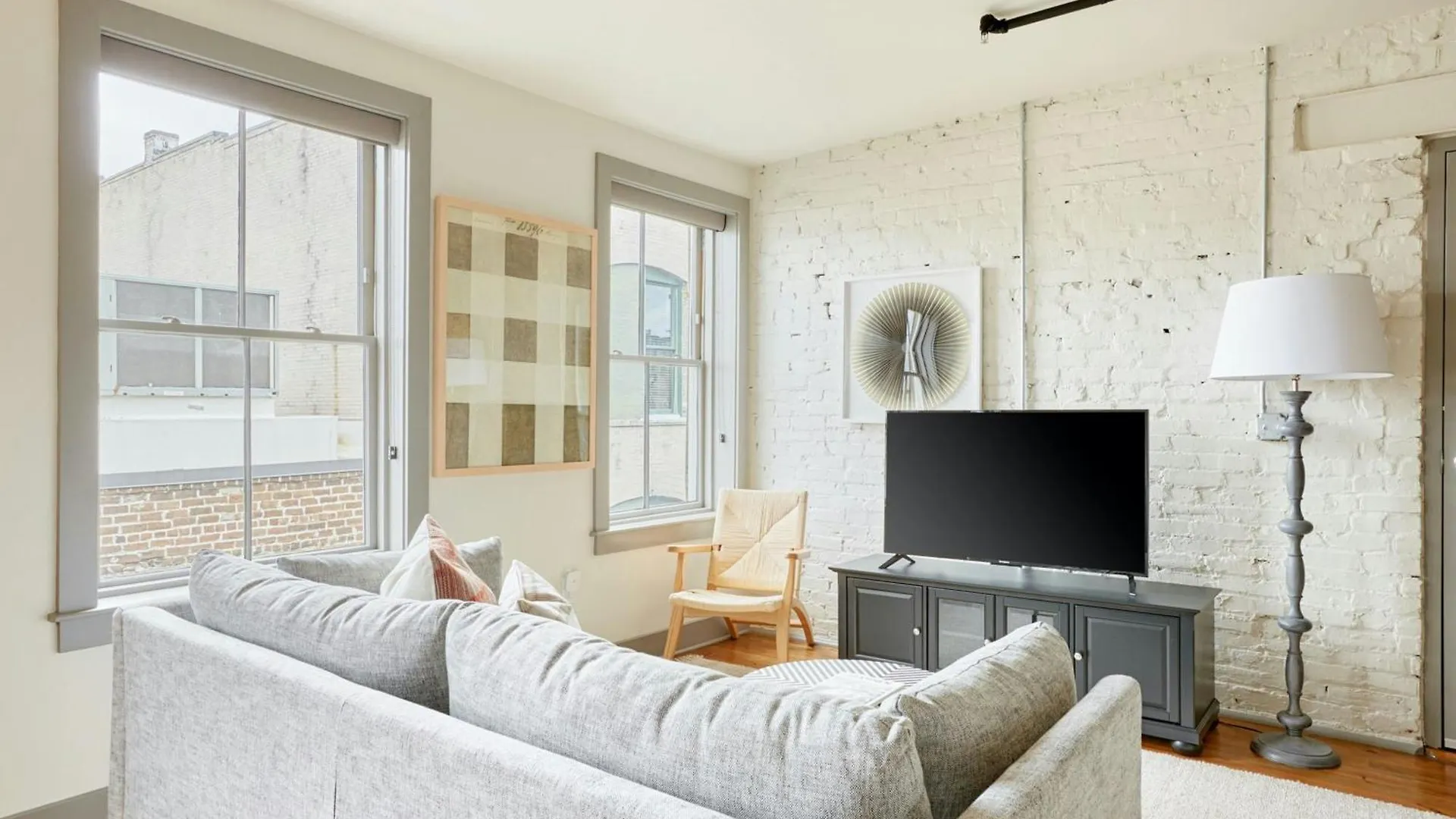 Sonder By Marriott Bonvoy The Broughton Apartments Historic District Savannah Apartahotel