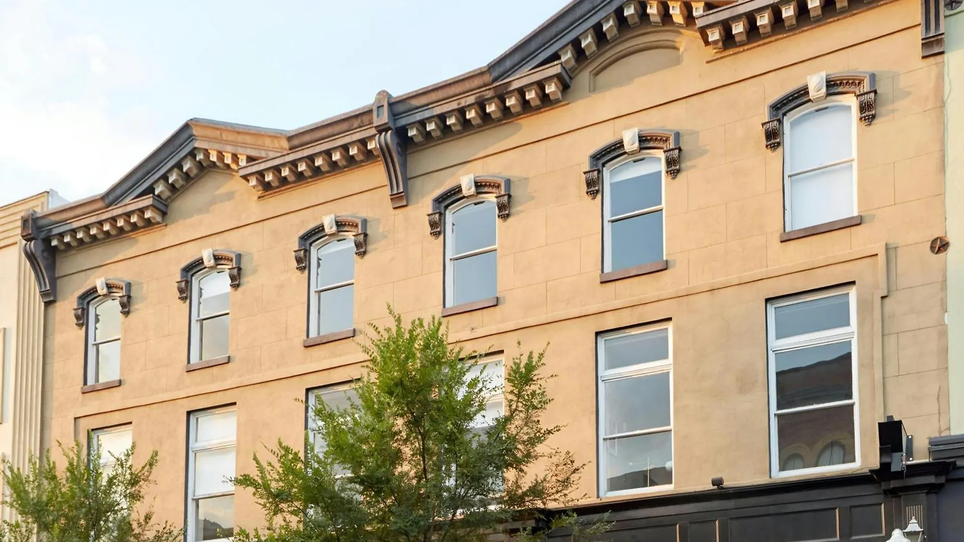 Sonder By Marriott Bonvoy The Broughton Apartments Historic District Savannah Apartahotel