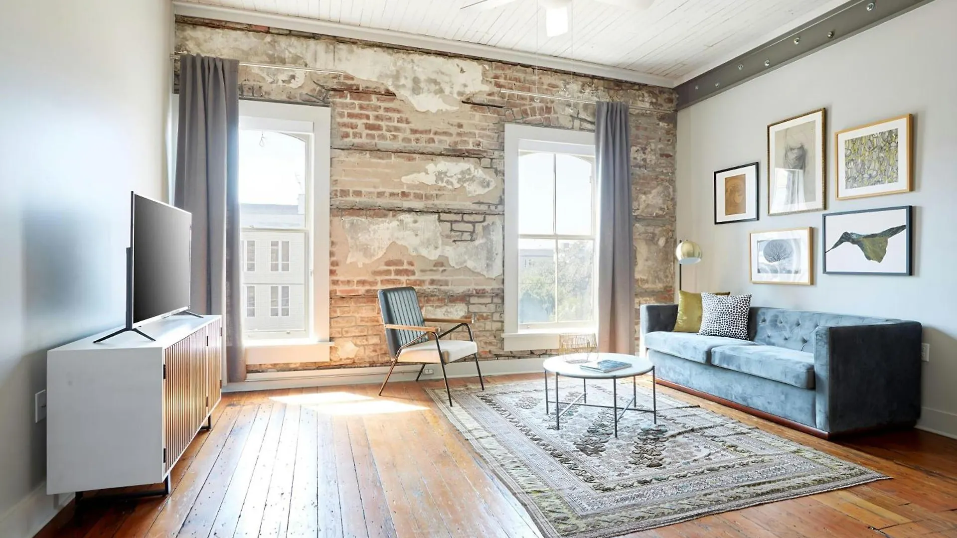 Sonder By Marriott Bonvoy The Broughton Apartments Historic District Savannah USA