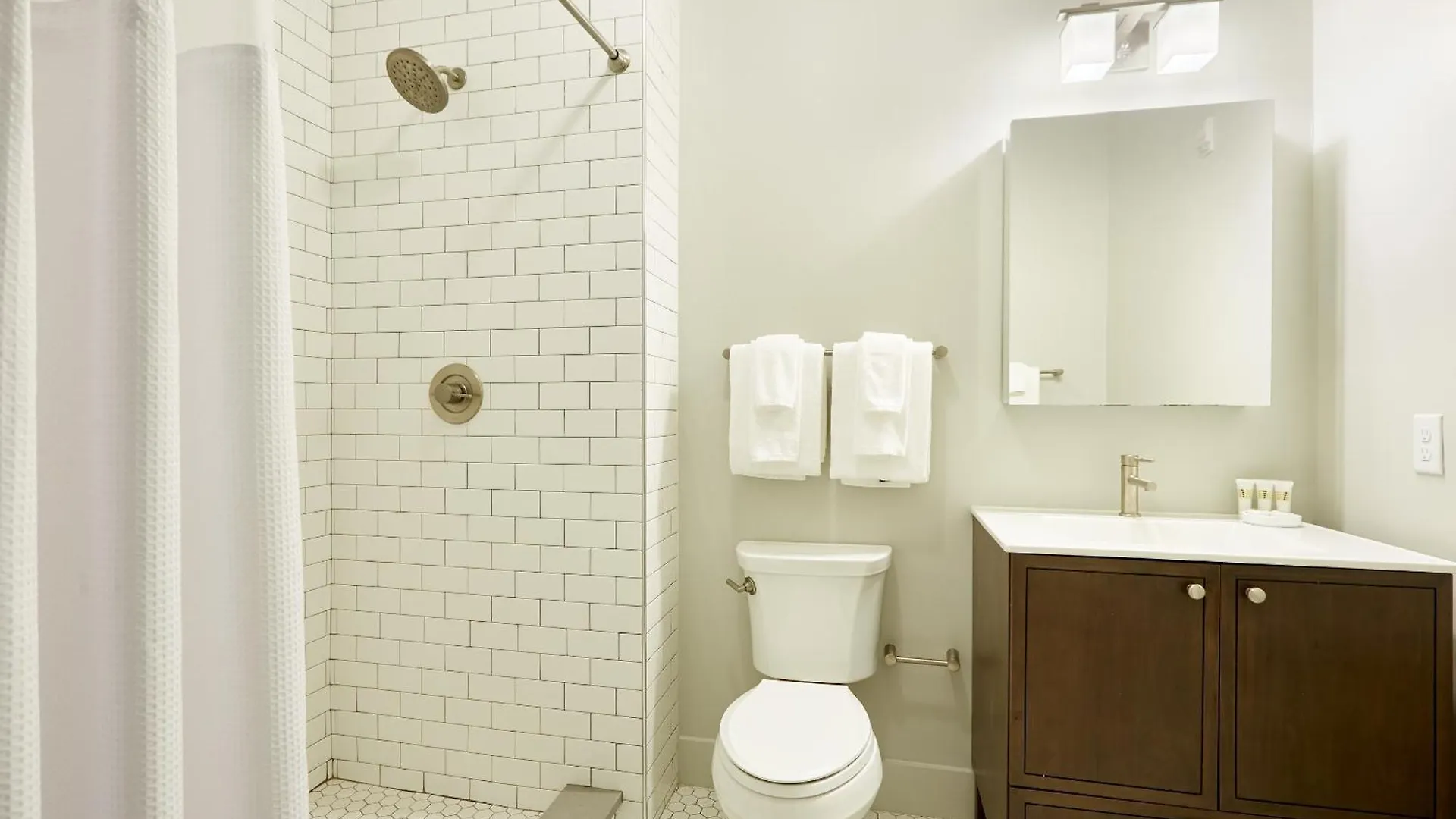 ****  Aparthotel Sonder The Broughton Savannah USA